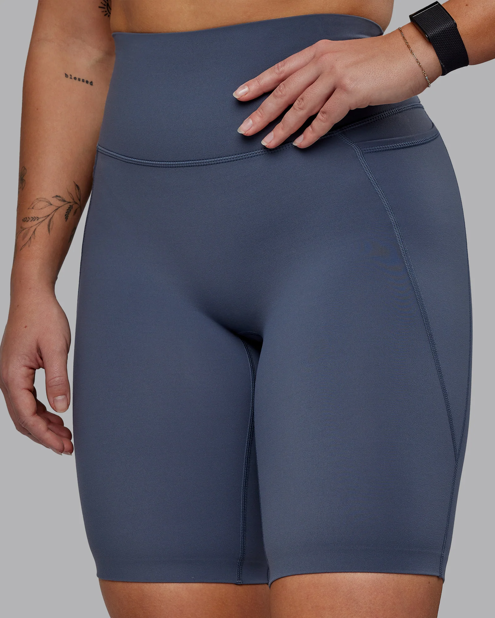 Elixir Ultra High-Rise 9" Short Pockets - Turbulence - Image 3
